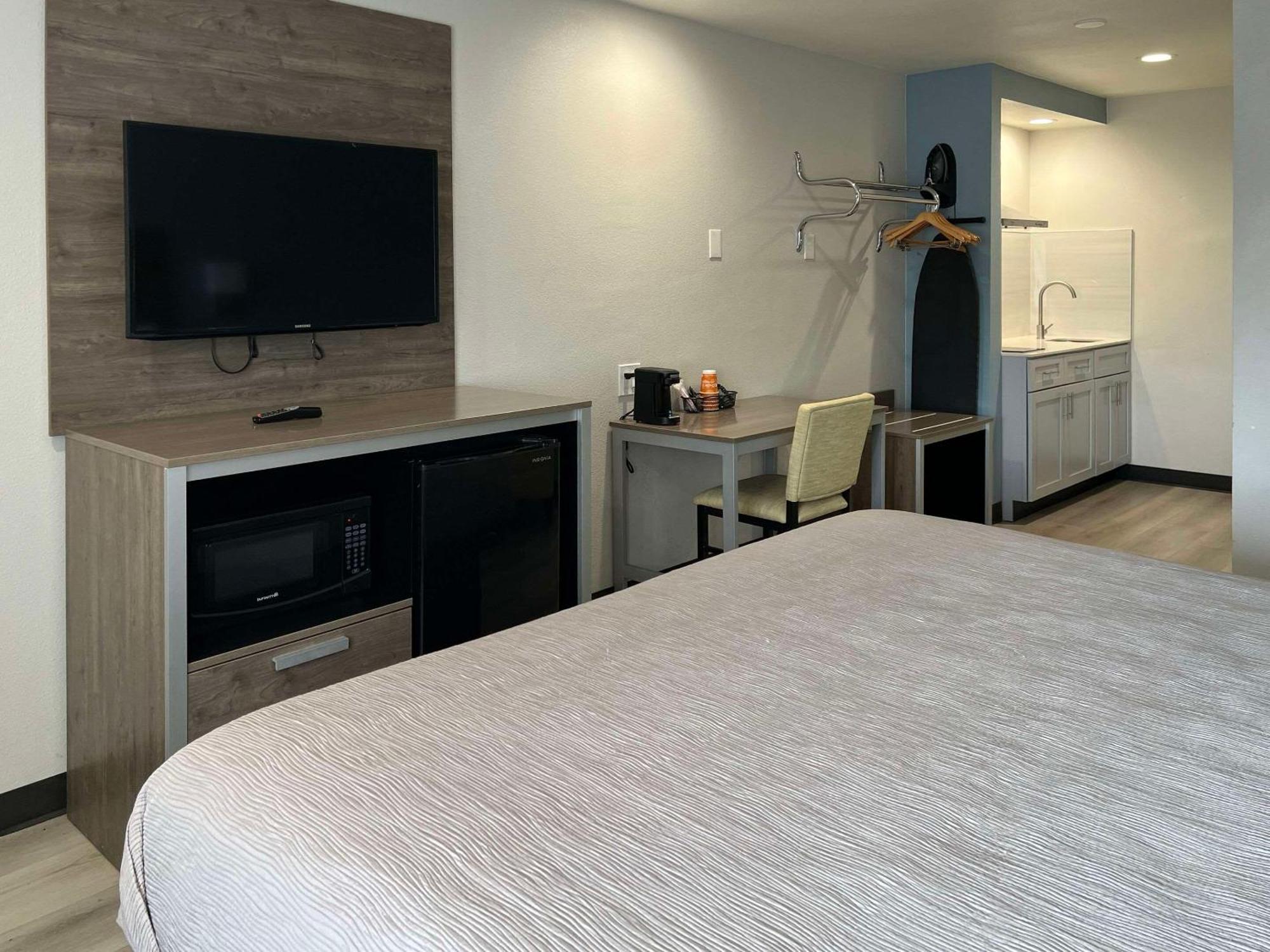Quality Inn Tracy I-205 Extérieur photo